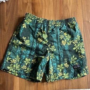 Patagonia Boys Baggies Lined Shorts XS